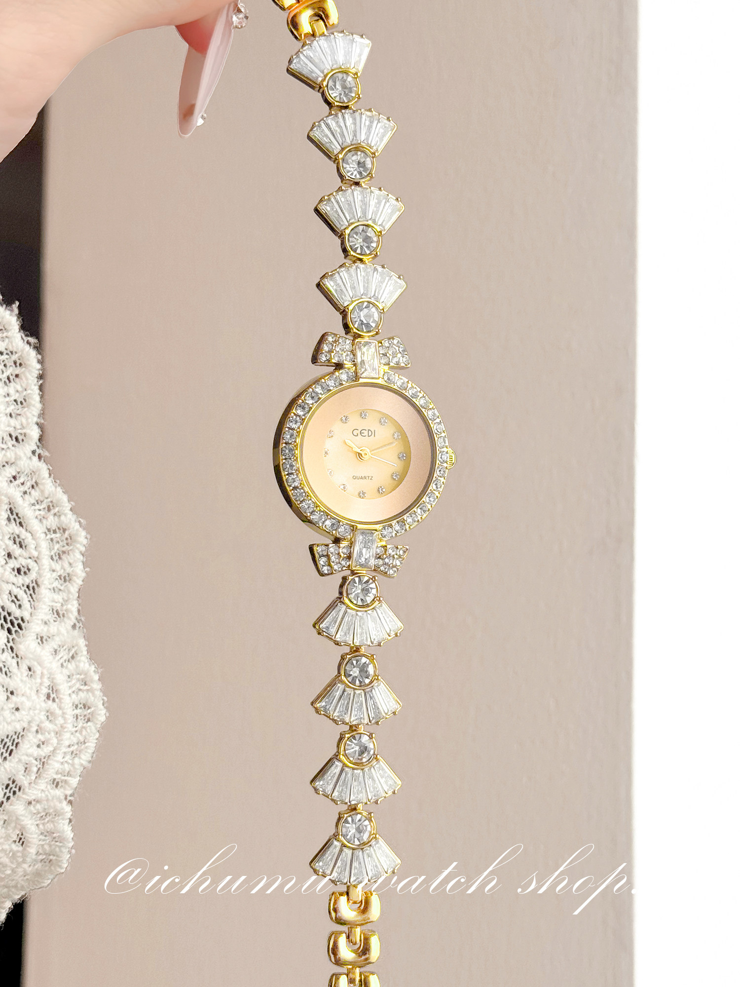 Luxury Watch & Jewellery - ساعة نسائية بتصميم حورية البحر، فاخرة