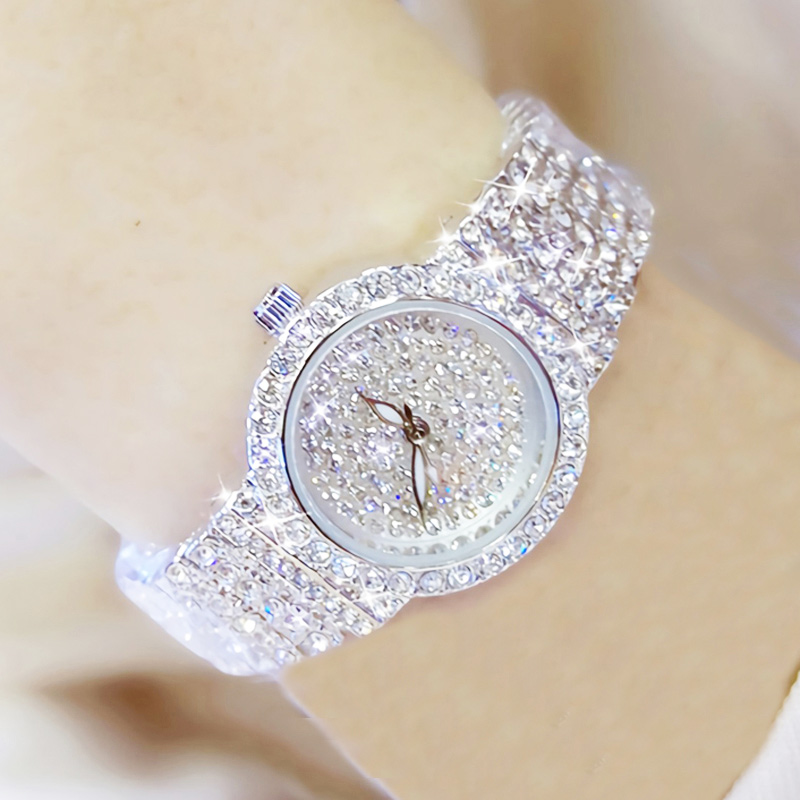 ساعات يد نسائية من الألماس ، س - مراجعة Luxury Watch Index وسعره