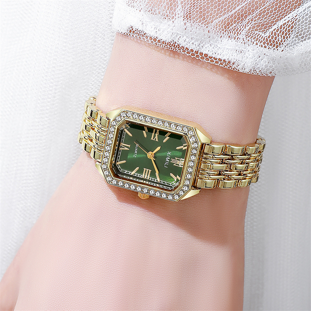 ساعة يد نسائية فاخرة موديل 202 - مراجعة Luxury Watch Square وسعره