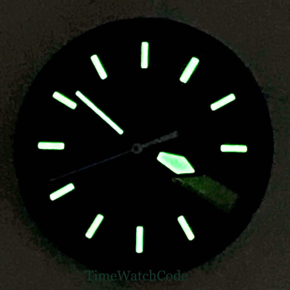 قطع غيار لقرص الساعة 29 مم مع  - مراجعة Luxury Watch With Green Dial وسعره