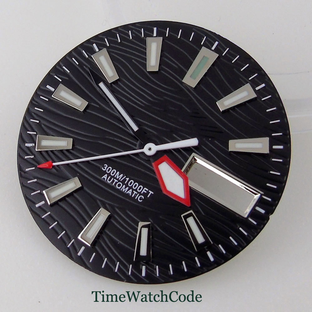 قطع غيار لقرص الساعة 29 مم مع  - مراجعة Luxury Watch With Green Dial وسعره