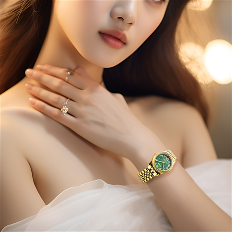 السيدات العلامة التجارية الكبي - مراجعة Luxury Watch Green وسعره
