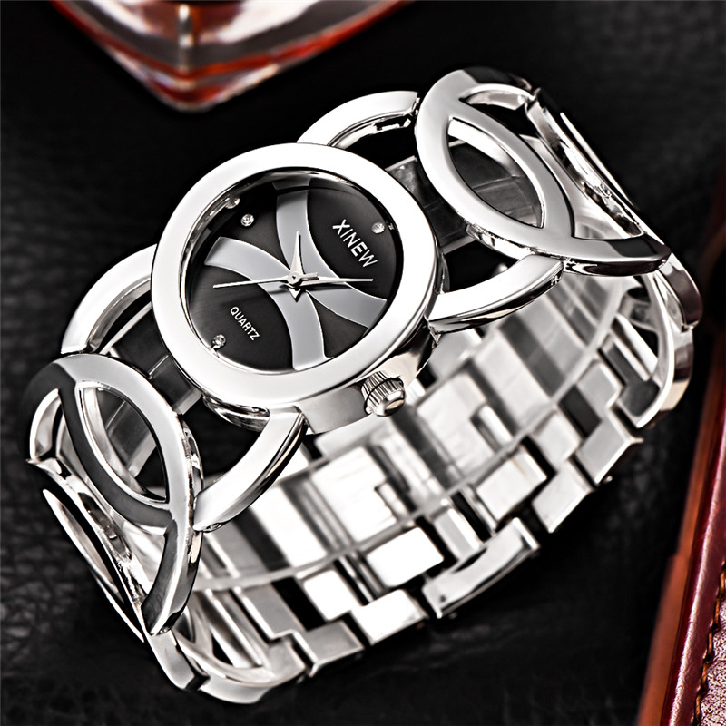 العلامة التجارية الفاخرة سيدة  - مراجعة Luxury Watch Index وسعره