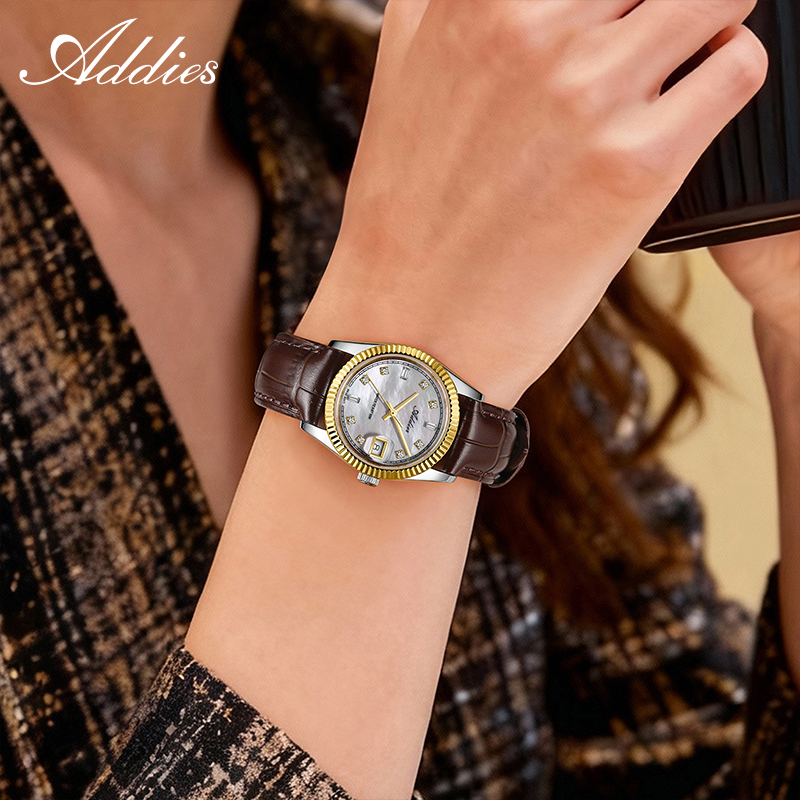 ساعة أديس 585 كوارتز للسيدات 2 - مراجعة Luxury Watch & Jewellery وسعره
