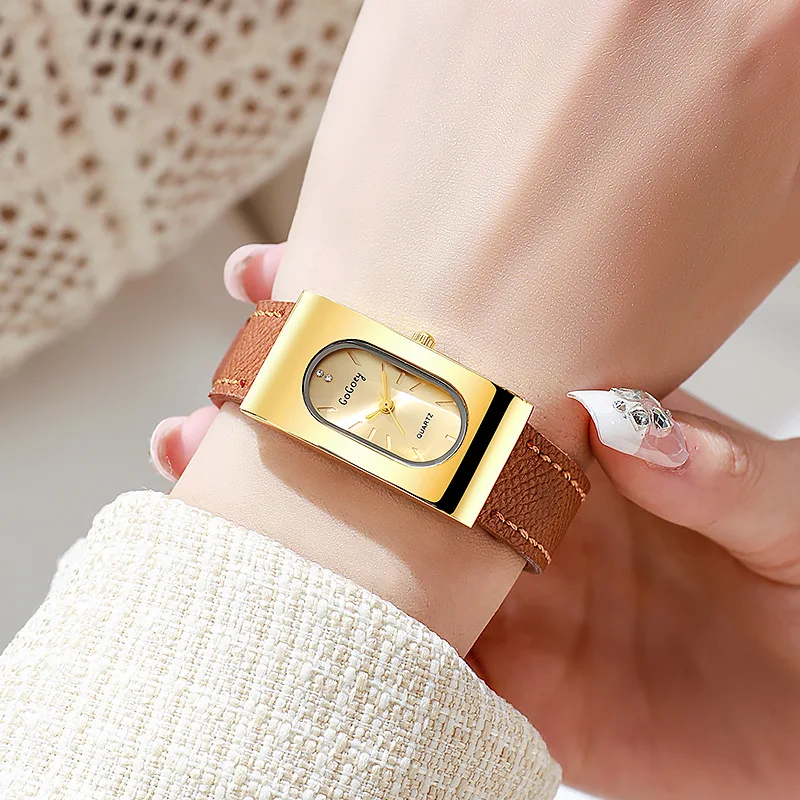 السيدات الفاخرة العلامة التجار - مراجعة Luxury Watch Square وسعره