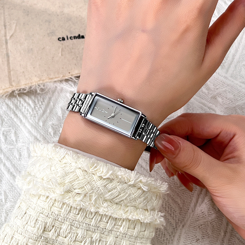 ساعة GEDI كلاسيكية فاخرة بحزام - مراجعة Luxury Watch Vintage وسعره