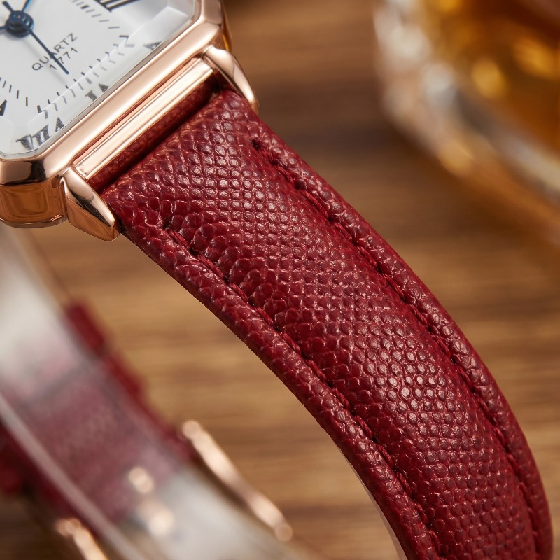 ساعات كوارتز مستطيلة الشكل للن - مراجعة Luxury Watch Index وسعره
