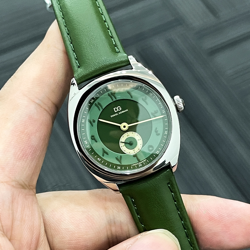 ساعة دانيال جورمان للأزواج، سا - مراجعة Luxury Watch Gift For Her وسعره
