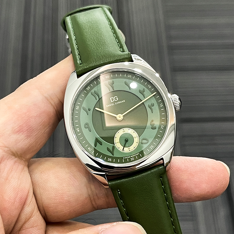 ساعة دانيال جورمان للأزواج، سا - مراجعة Luxury Watch Gift For Her وسعره