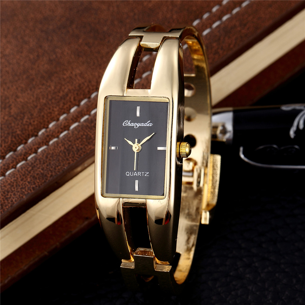 ساعات نسائية أنيقة فاخرة موضة  - مراجعة Luxury Watch Index وسعره