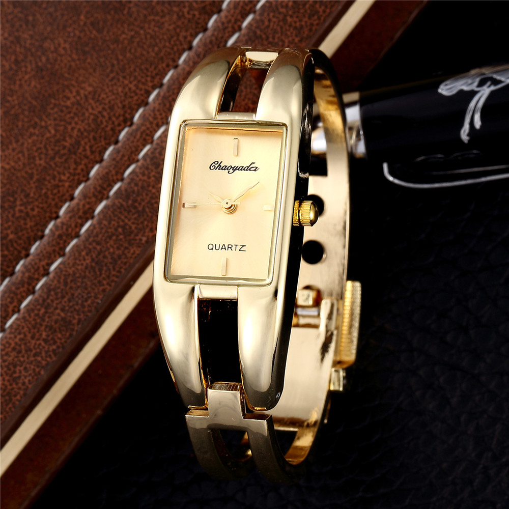 ساعات نسائية أنيقة فاخرة موضة  - مراجعة Luxury Watch Index وسعره