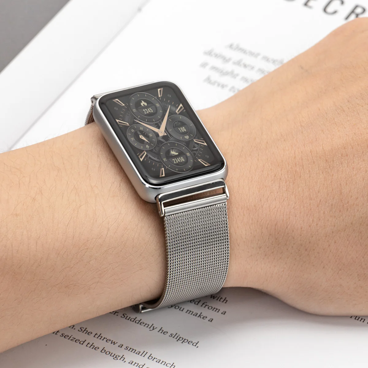 حزام من الفولاذ المقاوم للصدأ  - مراجعة Luxury Watch Galaxy وسعره