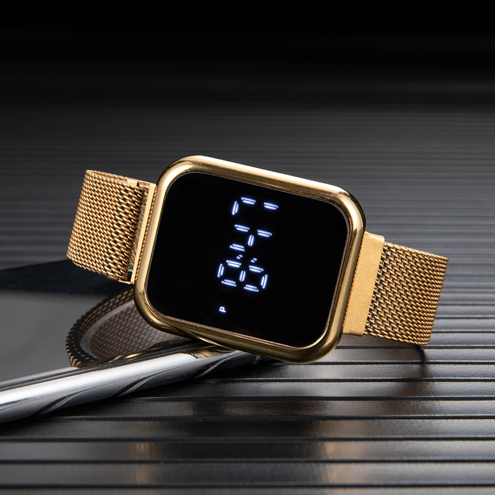 ساعات رقمية مستطيلة أنيقة للنس - مراجعة Luxury Watch Wallpaper وسعره