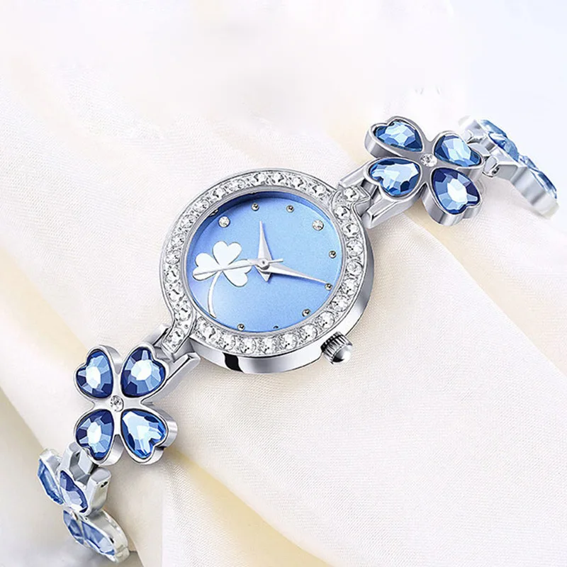 ساعة كوارتز نسائية مربعة من ال - مراجعة Luxury Watch Square وسعره