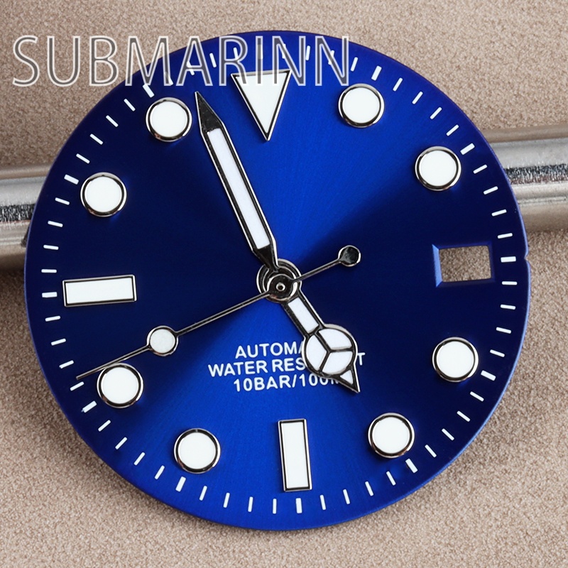 عقارب ساعة NH35 مقاس 28.5 مم م - مراجعة Luxury Watch With Green Dial وسعره