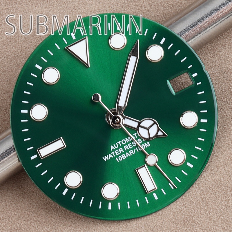 عقارب ساعة NH35 مقاس 28.5 مم م - مراجعة Luxury Watch With Green Dial وسعره