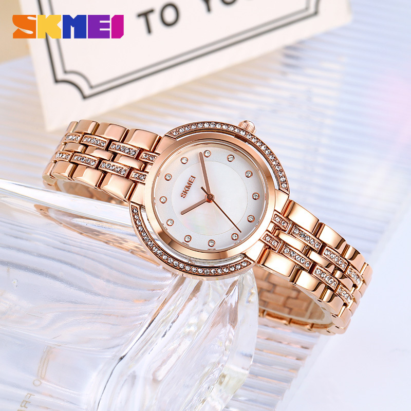 ساعات يد نسائية فاخرة بسوار من - مراجعة Luxury Watch & Jewellery وسعره